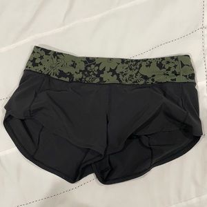 Lululemon Speed Up Shorts 2.5” inseam